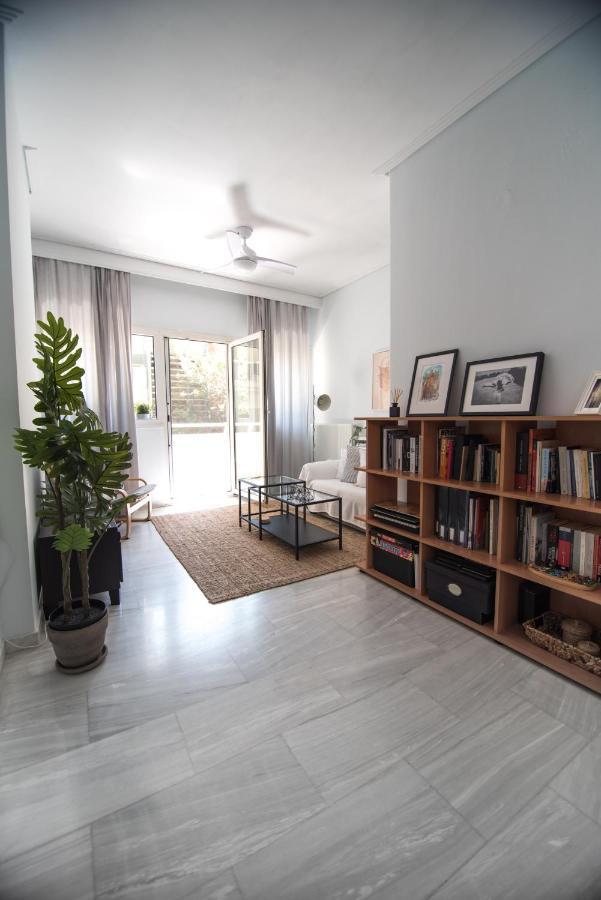 Your Cozy Downtown - Larissa