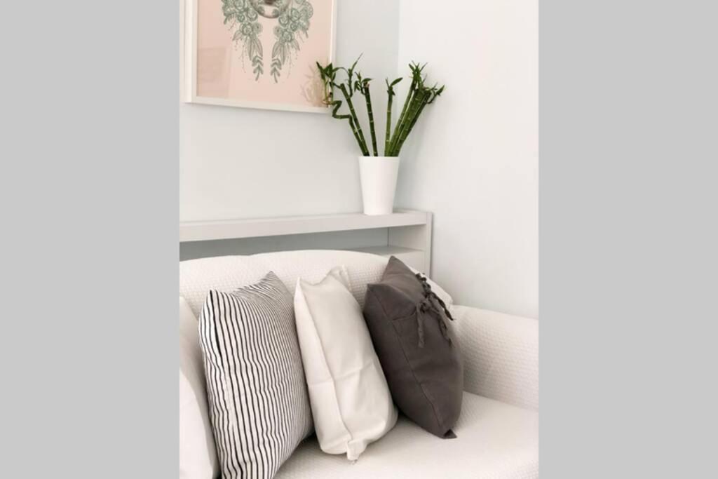 Apartment Your Cozy Downtown -
